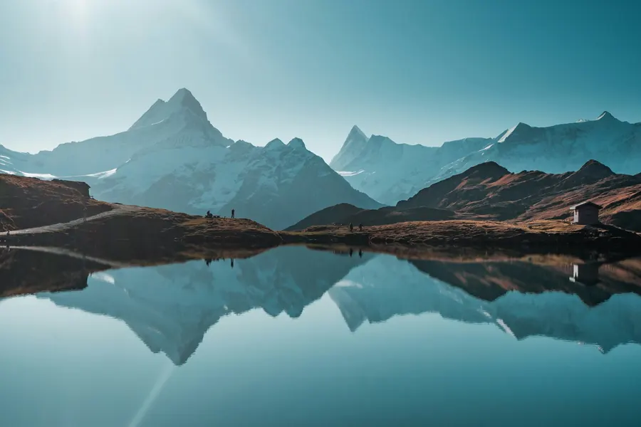 Photo d'origine : un lac de montagne